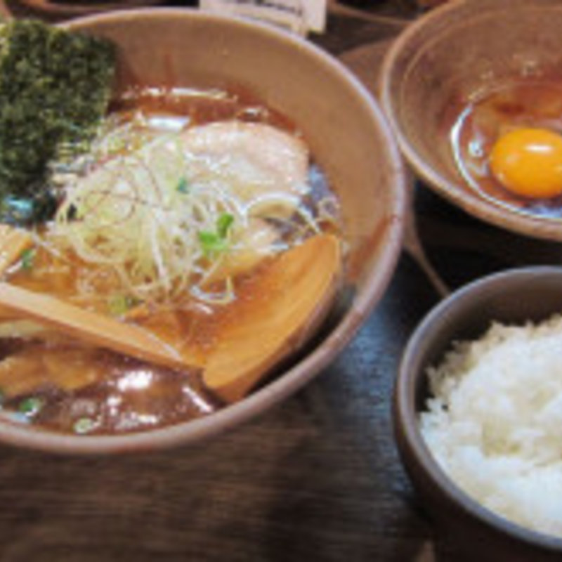 醤油らーめんセット(麺酒場 でめきん )