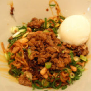 燃麺(麻辣担々麺 堂島)