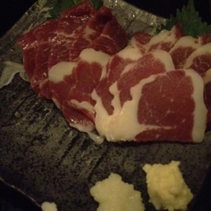 馬刺盛り(黄金屋 新宿)