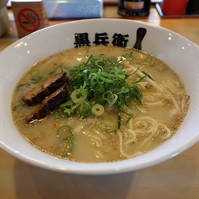 塩とんこつらーめん(黒兵衛 南茨木店)