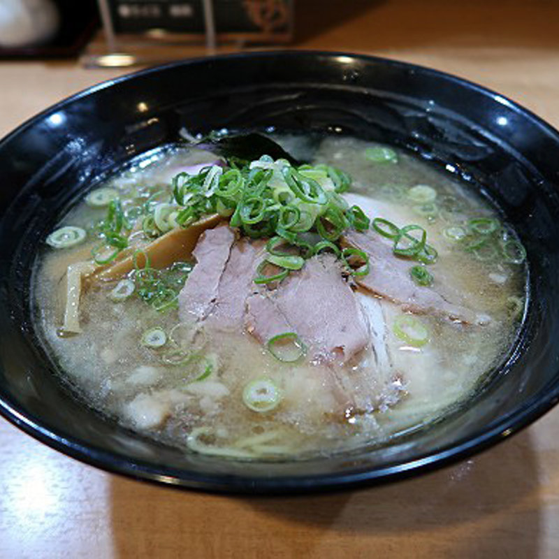 しょうゆラーメン(龍麺軒（宏盛園）)