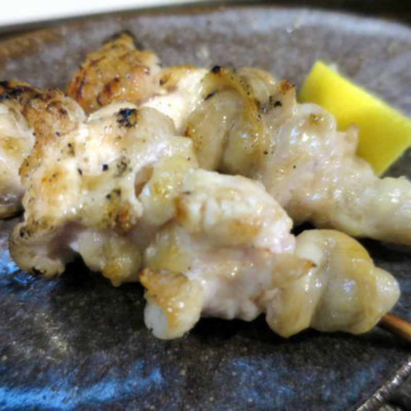 鶏皮串の塩焼き(愛和 )