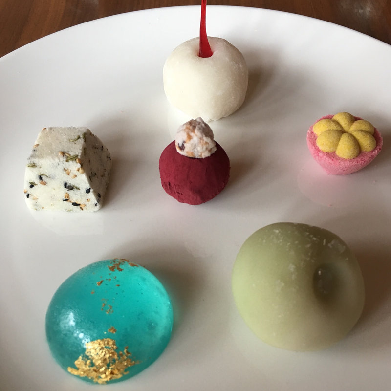 Sweet Hirado 東西百菓之図(ラウンジ＆バー ハカタガワ)