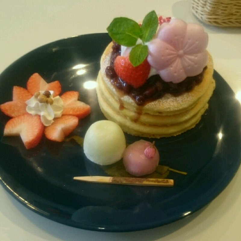 桜のパンケーキ(カフェシュシュ)