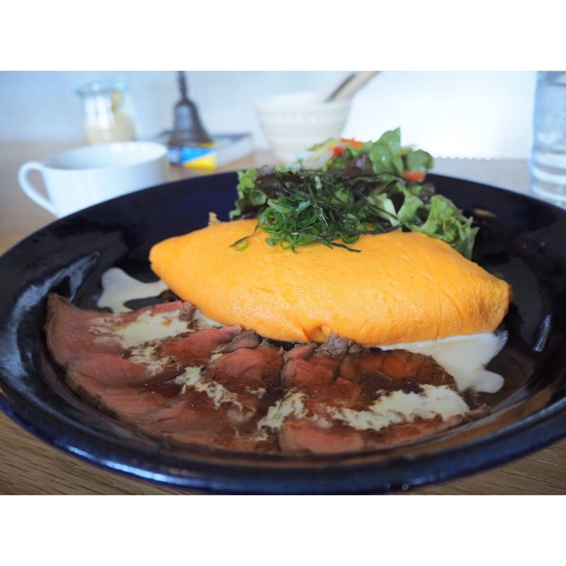 あっさり和風オムライス（名物ローストビーフセット）(SPOON)