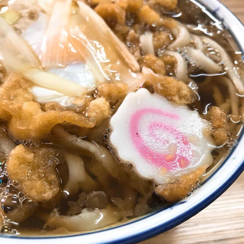 たぬきそば＋生玉子(翁そば)