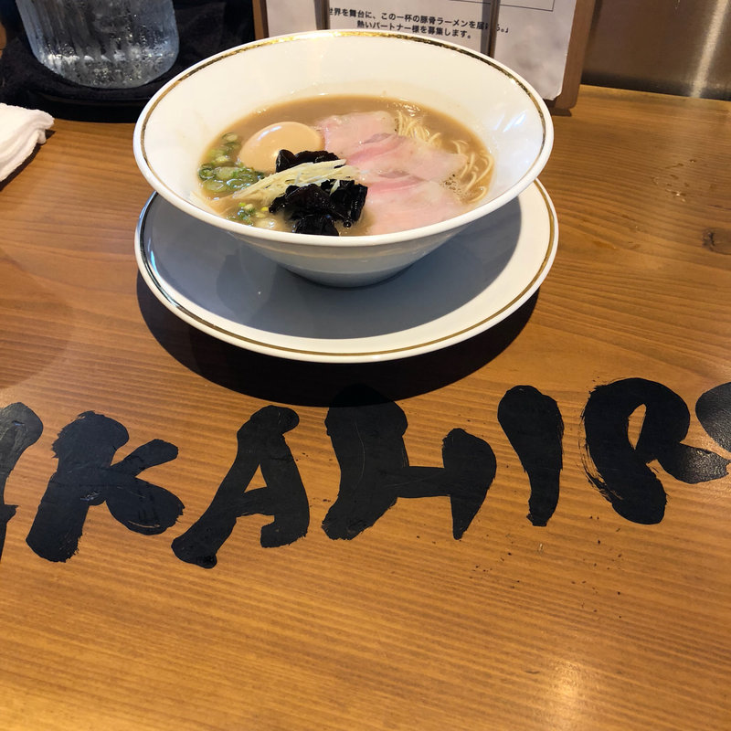豚骨ラーメン(TAKAHIRO)