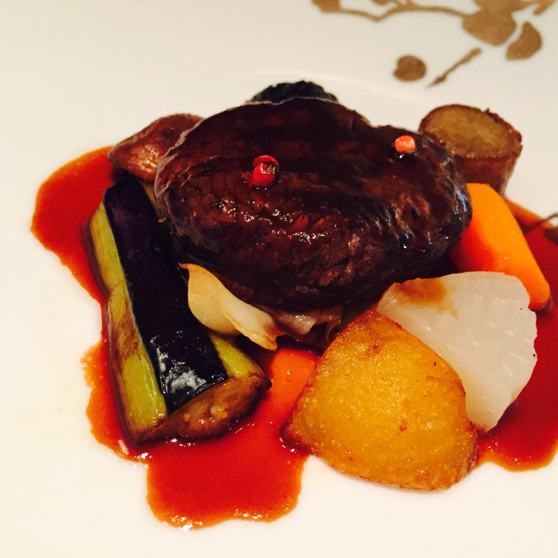 牛フィレのグリル(ストラスヴァリウス Strasvarius)