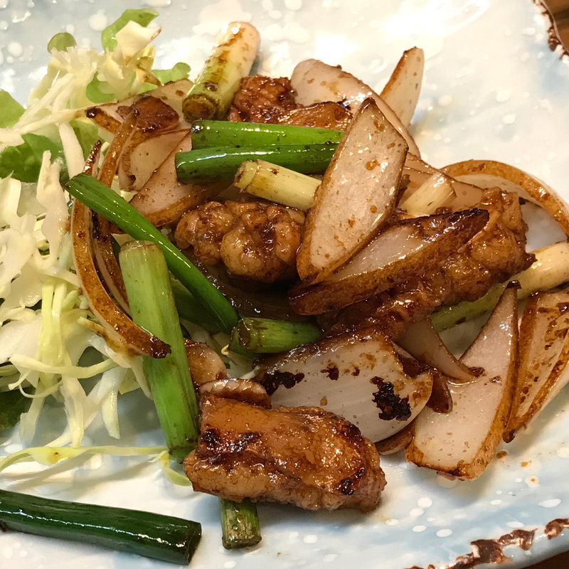 ホルモン焼(むつ五郎 （むつごろう）)