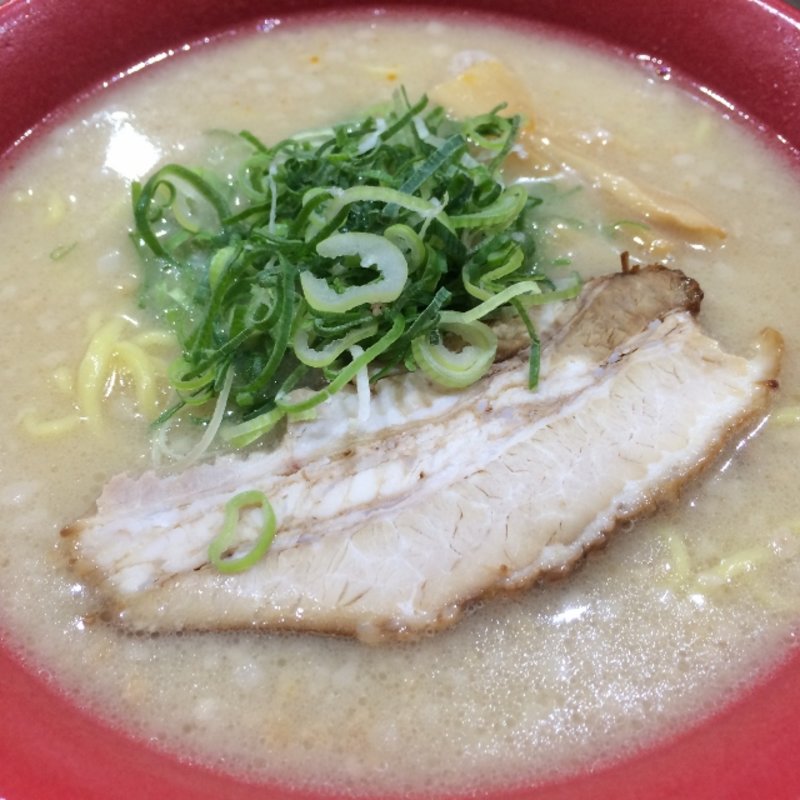 豚骨醤油ラーメン(大勝)