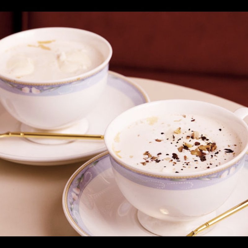 ドブロブニク風ナッツミルクティー(珈琲専門店 エース)