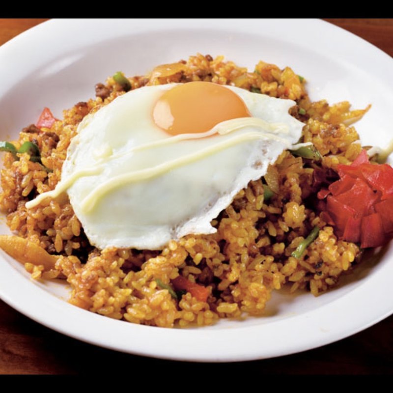 伝説のドライカレー(喫茶プペ 神田錦町)