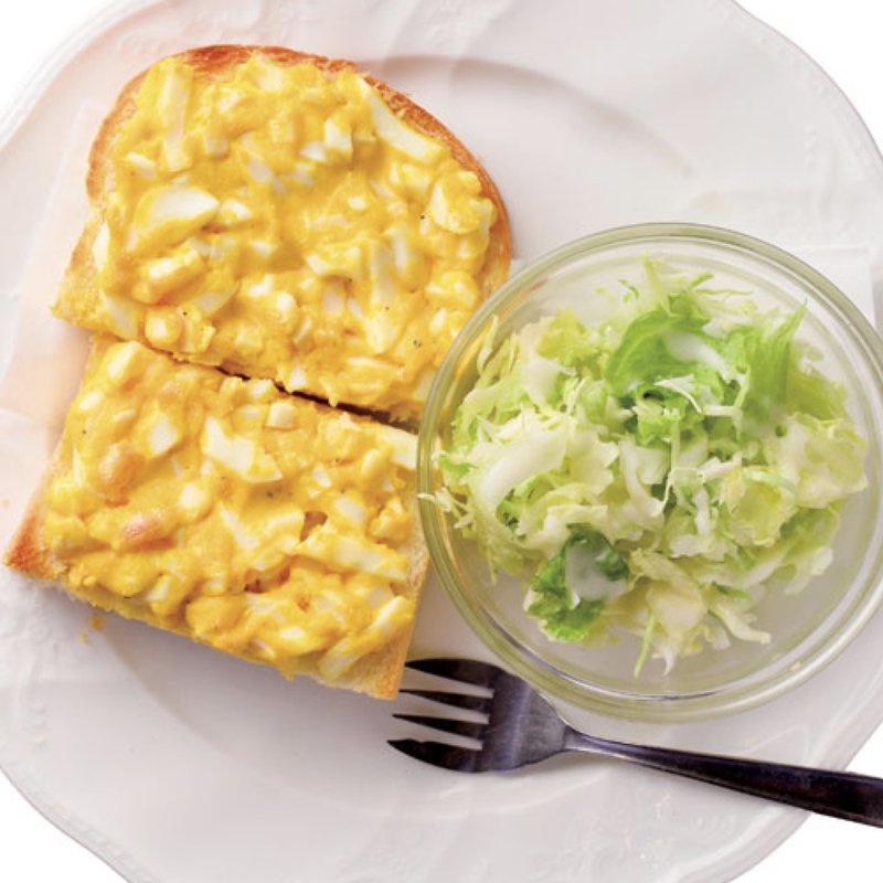 モーニング・セット（コーヒーor紅茶、タマゴトースト・サラダ付き）(カフェ・ラパン)