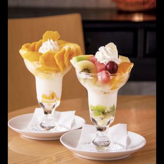 本日のフルーツパフェ(フルーツパーラーゴトー )