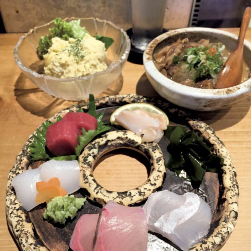 刺身盛合せ（5種）(魚屋ひでぞう 立ち呑み店 )