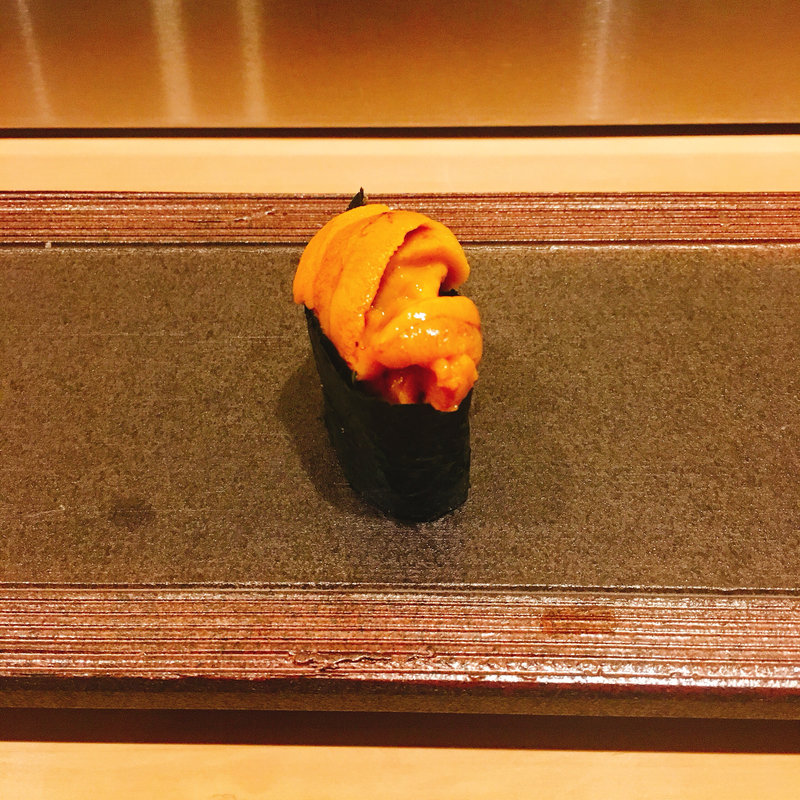 うにの軍艦(24 （トゥエンティフォー）)