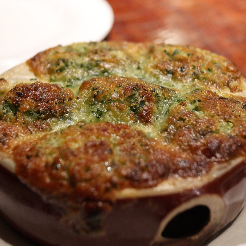 エスカルゴ(煮こみや なりた)