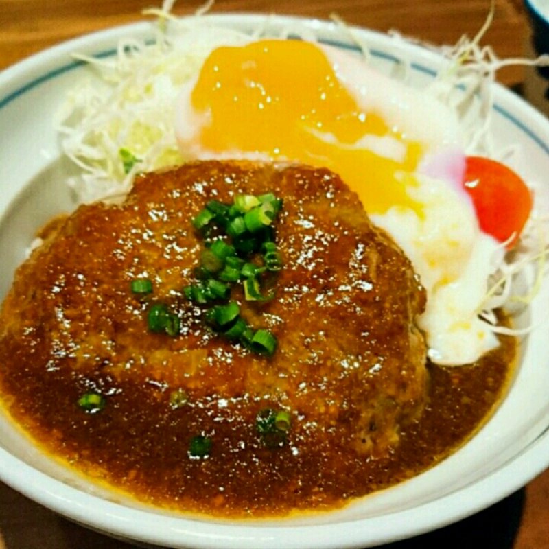 もつ入りハンバーグ丼(もつ鍋一慶 JRJP博多ビル店 )