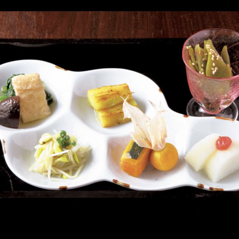 前菜(三冨魯久汁八 三越前)