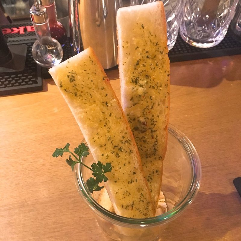 ガーリックトースト(天神大名 イタリアンバル ONE DROP～ワンドロップ～)