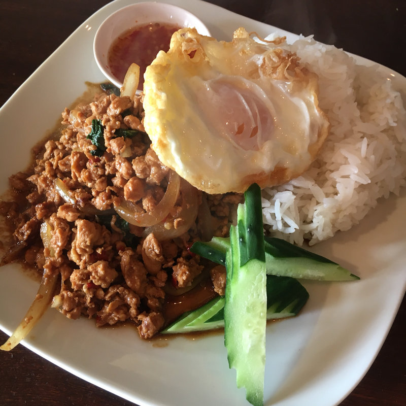 ガパオライス(Malacca Bar)