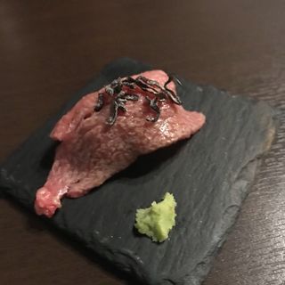 肉寿司(鉄板焼きgrow 上野店 （グロウ）)