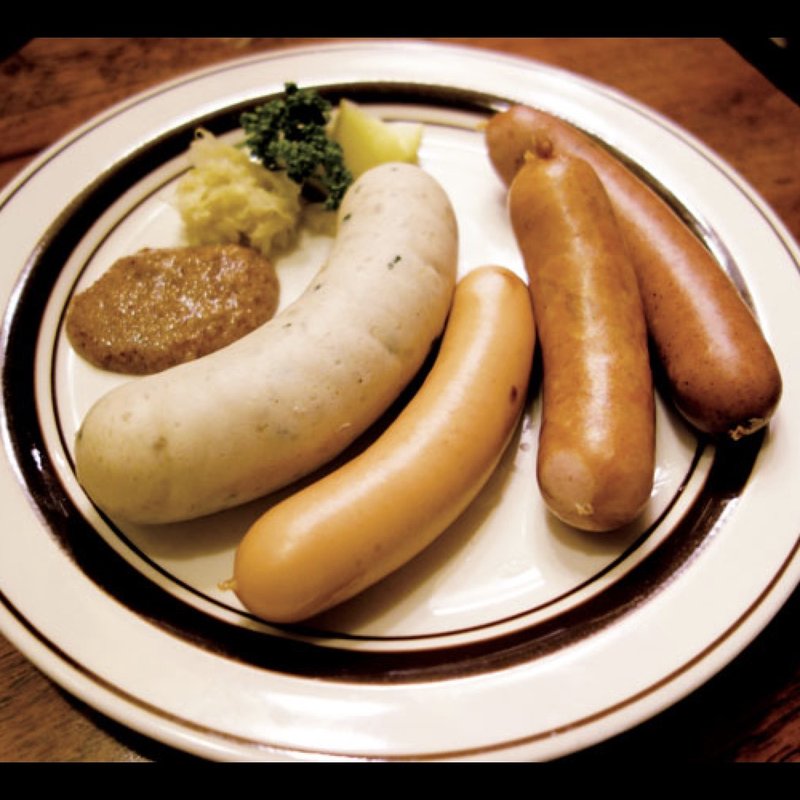 ボイルソーセージ盛り合わせ(バーデン・バーデン 有楽町店)