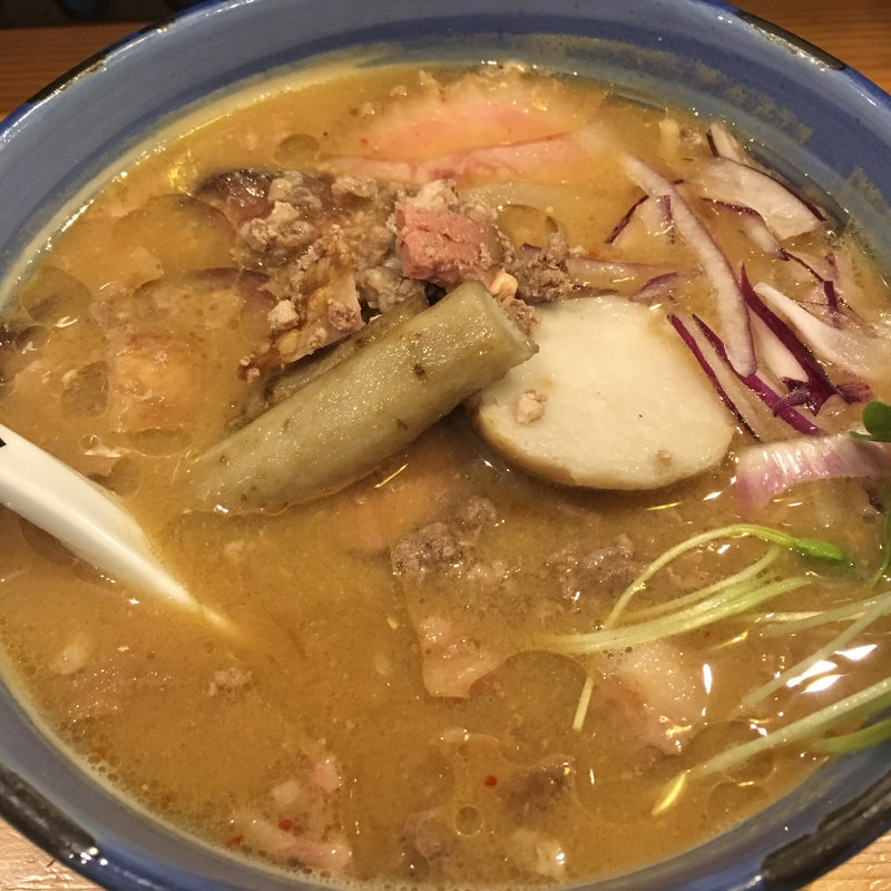 牡丹味噌らーめん(自家製麺 啜乱会)