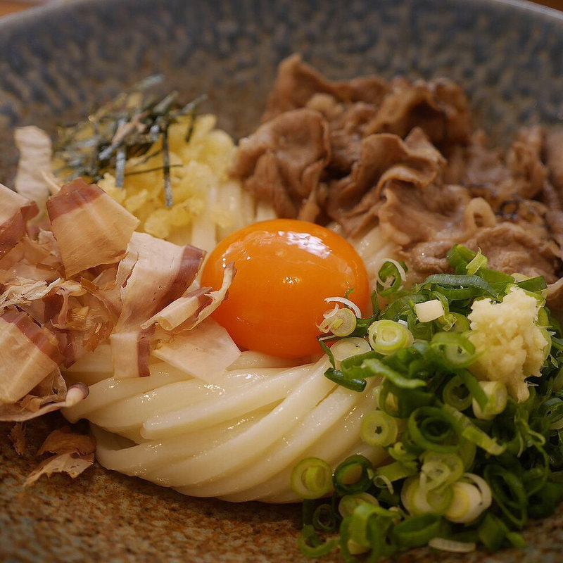 月見肉ぶっかけ(ウドン アン （Udonn an）)