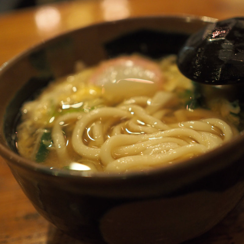 玉子とじうどん(手打ちうどん こまいち)