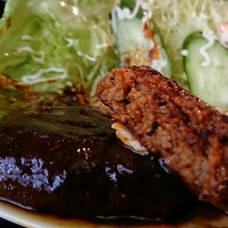 ハンバーグ目玉焼き(レストラン ぺぴーの)