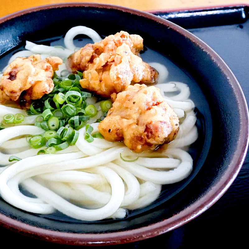 とり天うどん（かけうどん+とり天串）(空海房 （くうかいぼう）)