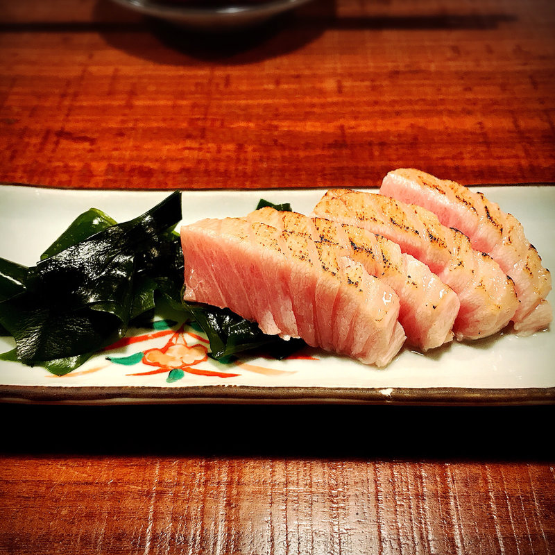 メジマグロの炙り(オサカナヤ 魚哲 中目黒店)