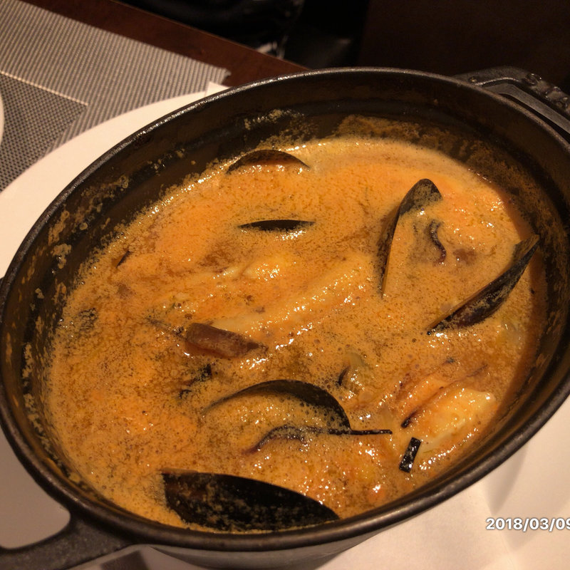 熱ブイヤベース残ったスープでリゾットに仕上げます(TAMAYA 根津店)