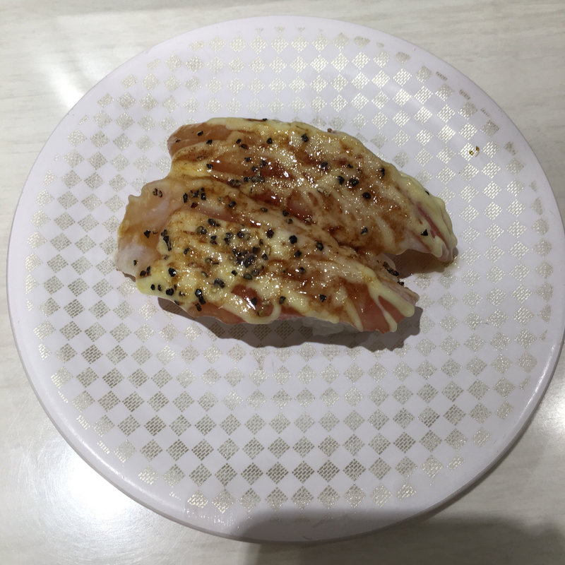 びん長まぐろペッパーマヨ炙り(魚べい 大森駅山王北口店)