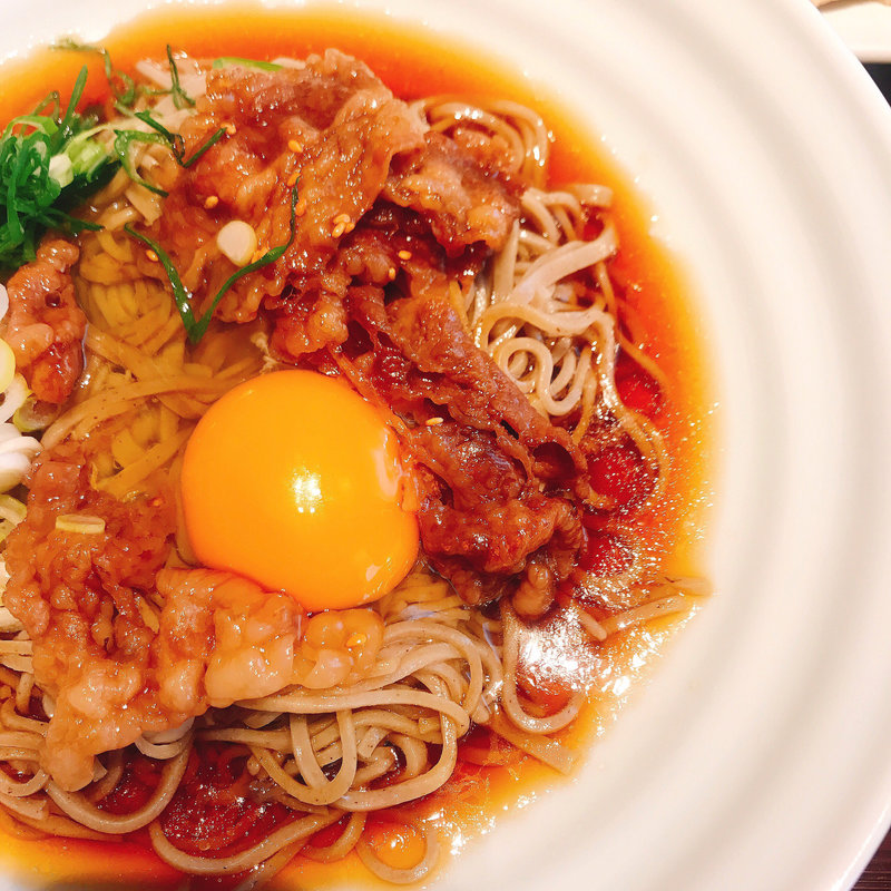 大人の肉そば(赤坂茶房)