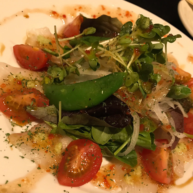 ヒラメとサーモンのカルパッチョワサビ落とし(空 Sora)