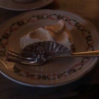 レアチーズケーキ(カフェ レ ジュ グルニエ)