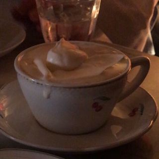 ウィンナーコーヒー(カフェ レ ジュ グルニエ)