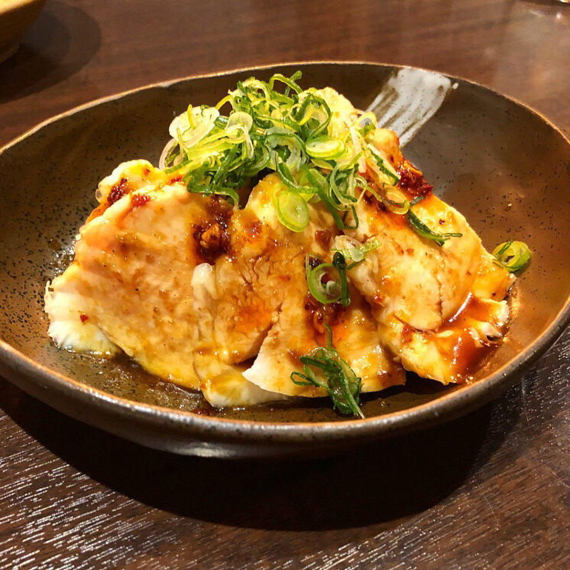 よだれ鶏(べっぴんや （しゅんみ べっぴんや）)