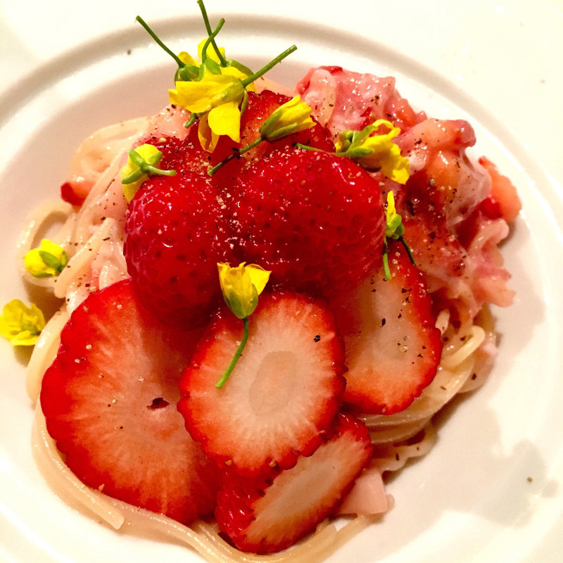 いちごの冷製パスタ(コノ花まひろ )