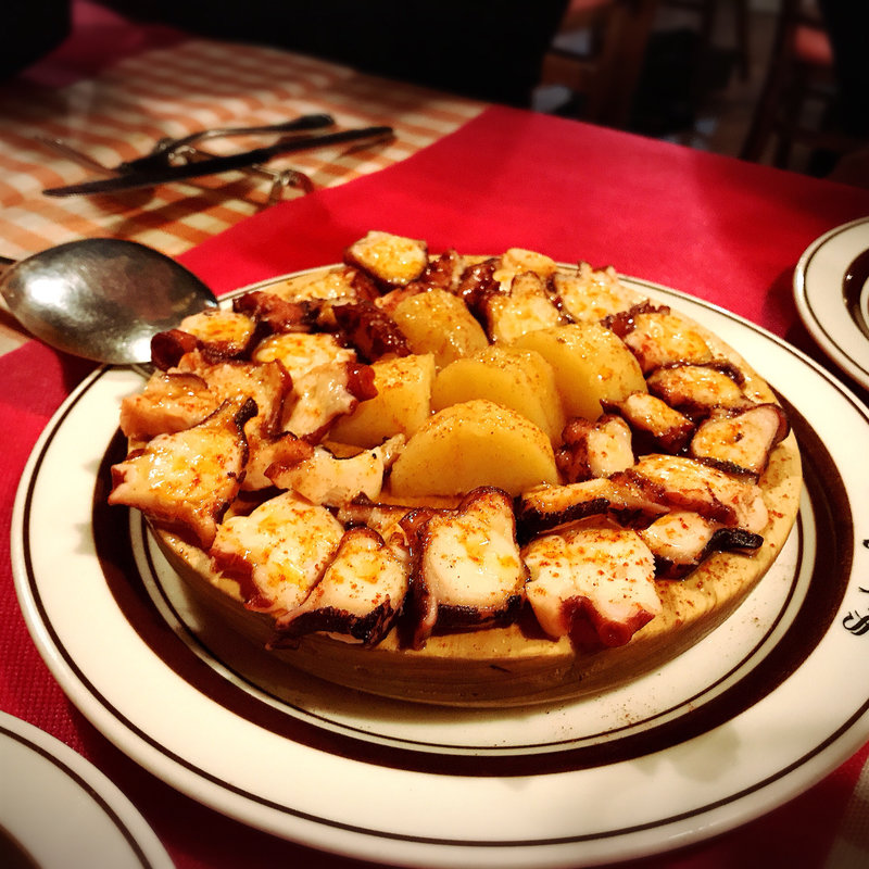 タコのガリシア風(サル イ アモール （Sal y Amor）)