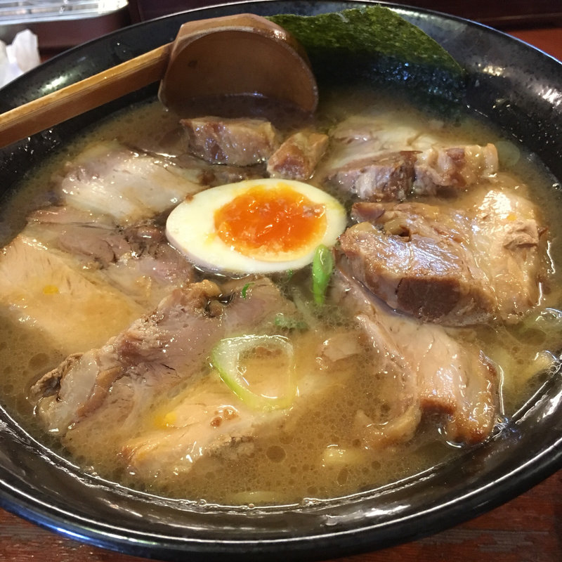 醤油らーめん チャーシュー麺(本郷亭 本郷店)