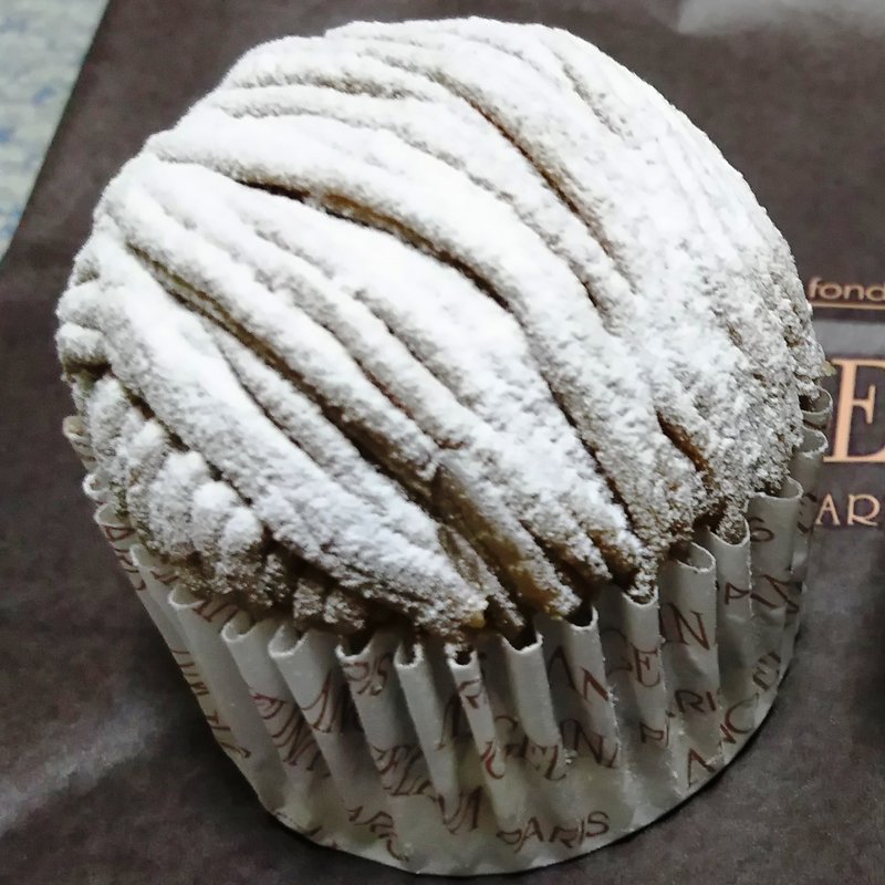 モンブランデミサイズ(コレもう食べた？ アトレ川崎)