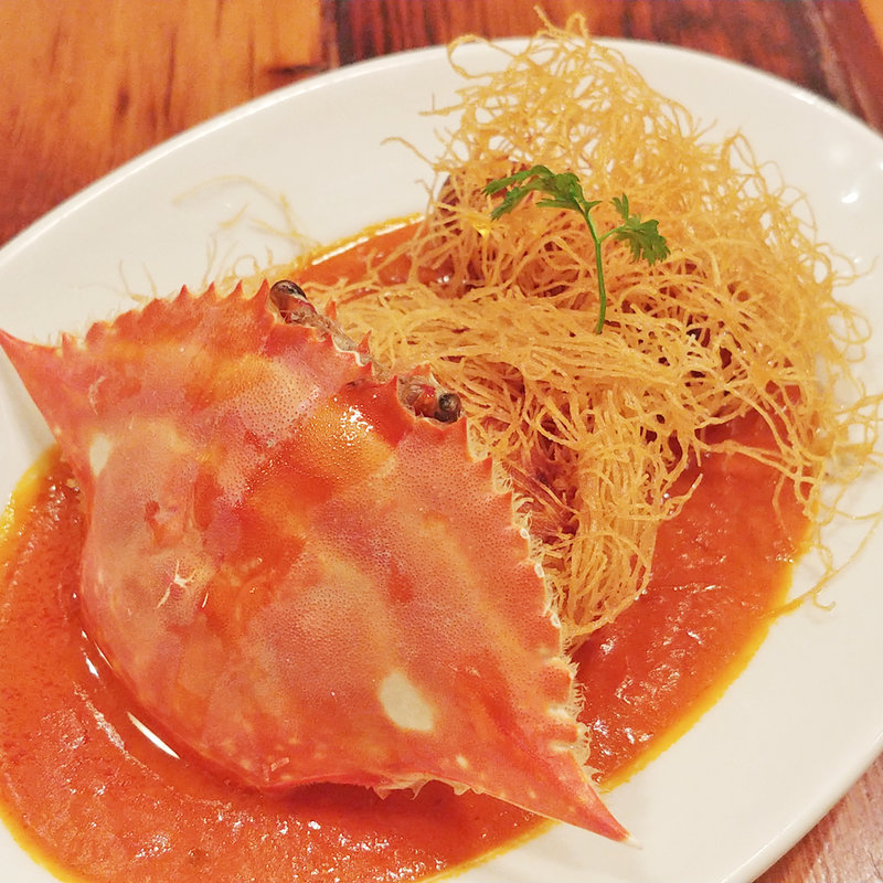 渡り蟹のクラブケーキ トマトカレー(カプリカフェ )