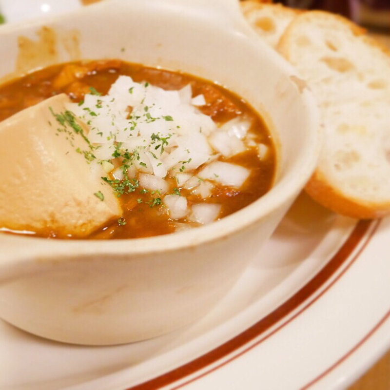 キャプテンのカレーもつ煮込み(もつ焼きとワイン キャプテン)