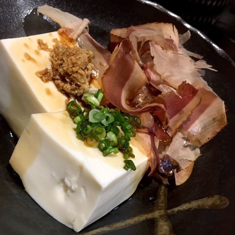 冷ややっこ(でべそ )