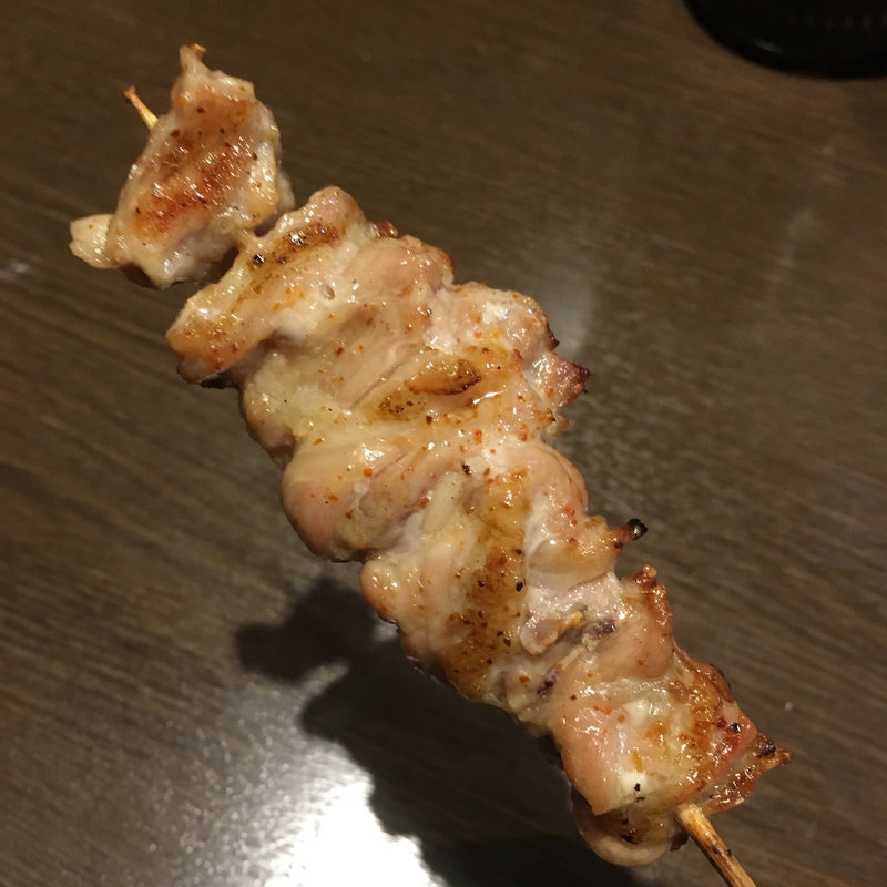 せせり(でべそ )