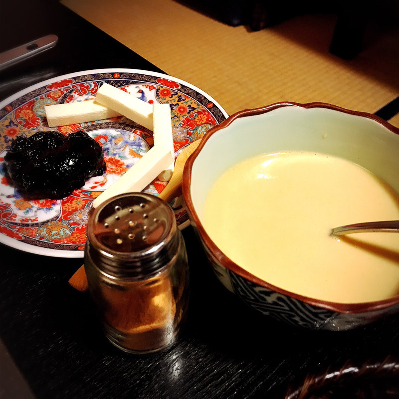 ブルーベリー・クリームチーズ巻き(すずめの御宿 （すずめのおやど）)