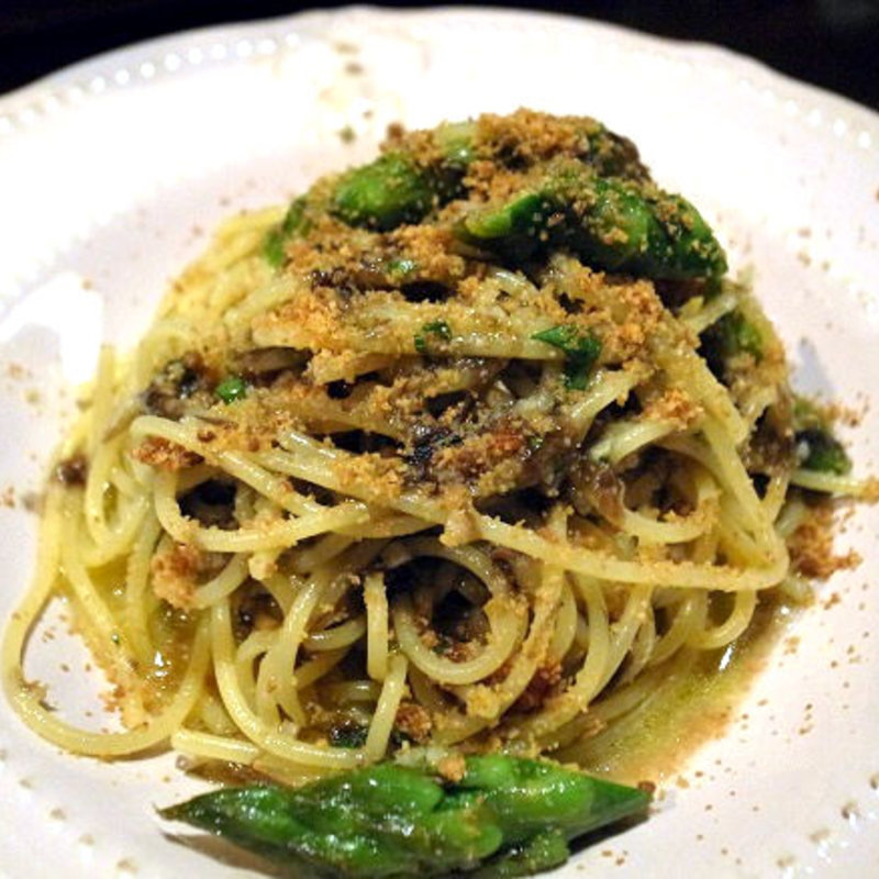 アスパラガスのペペロンチーノ(エゾットリア （EZOTTORIA）)